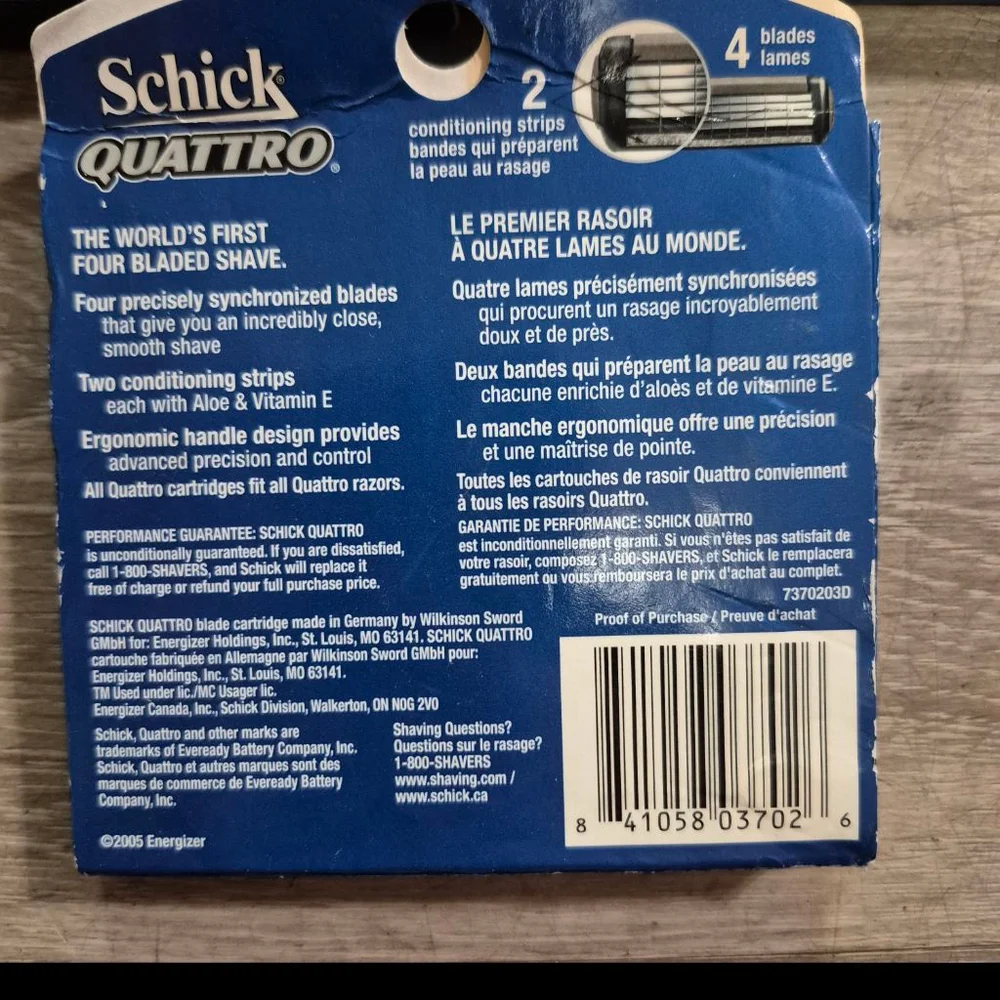 Men's Schick Quattro Shaving Cartridges